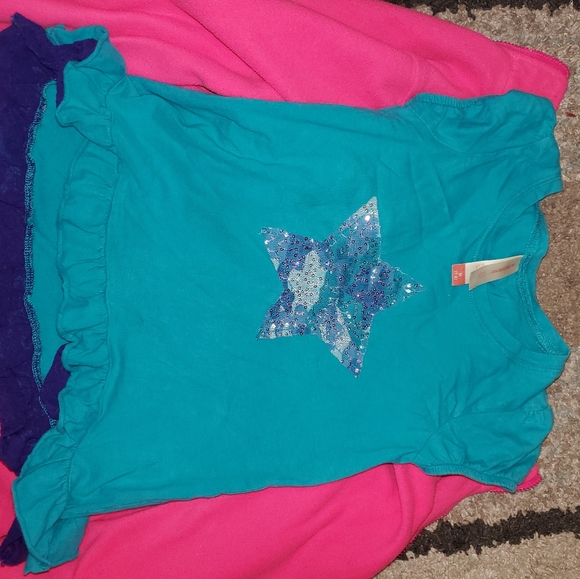 Shirts - Picture 4 of 5